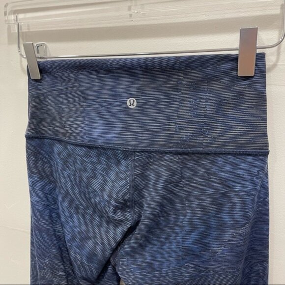 Lululemon Wunder Under Hi-Rise 1/2 Tight Full-On Luxtreme 17” Legging Blue 6 - Picture 6 of 8
